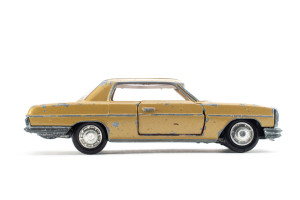 Coupé | Mercedes Benz | 250 CE | Braun | Zigarettenanzünder defekt | Unbekannt | Schuco | Saro Pepe und Andrea Fischer